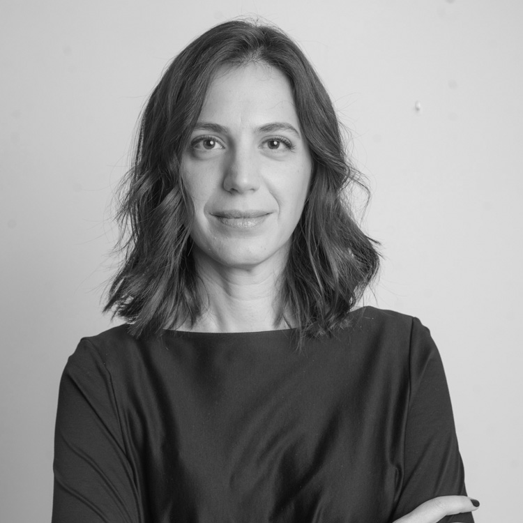 Άννυ Ρούσου